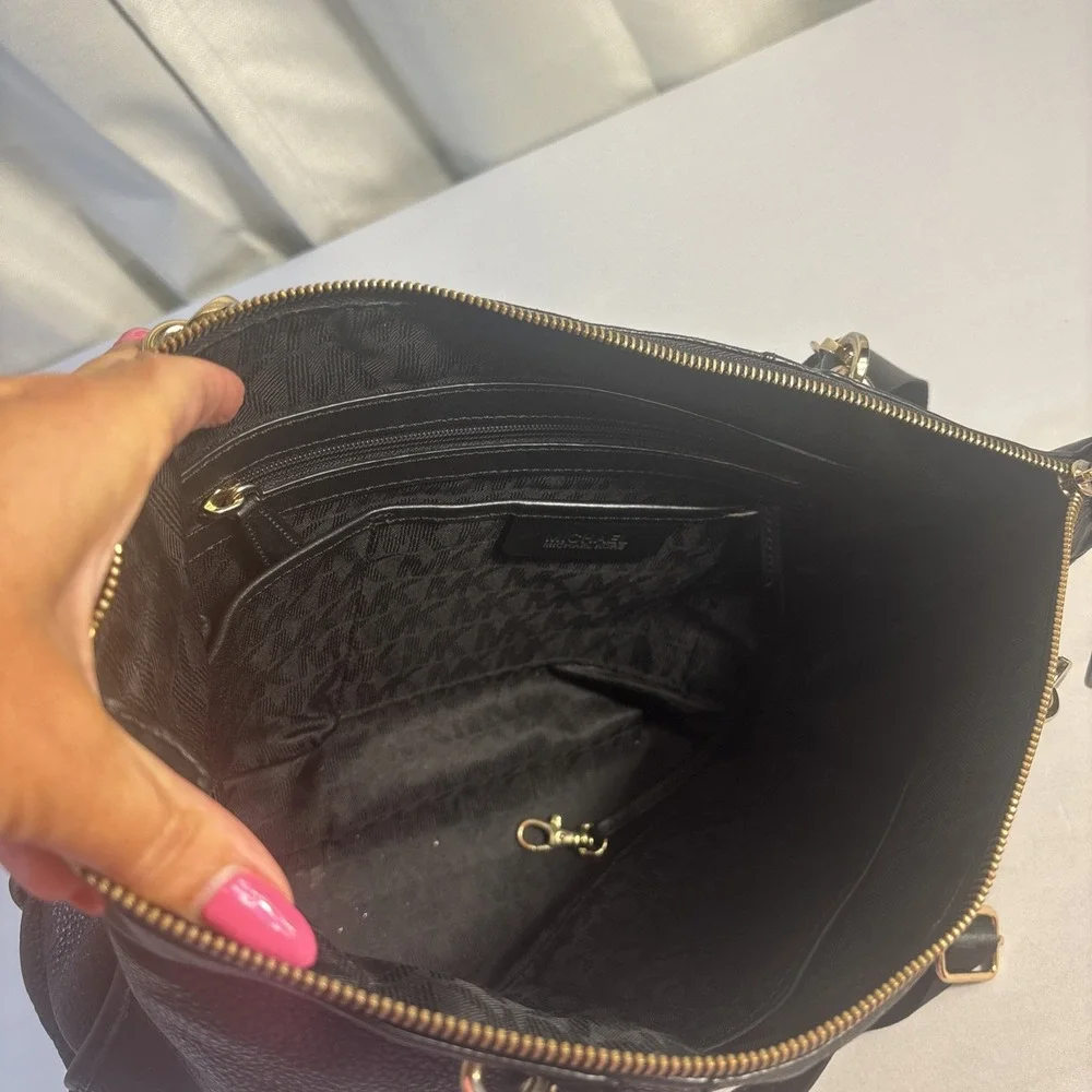 Michael‎ Kors Jesse Large Satchel Shoulder Bag Black Pebble Leather Purse